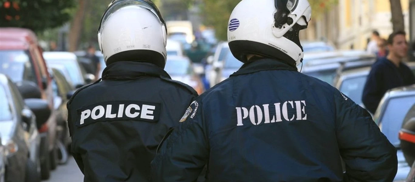 Αυτόφωρη διαδικασία για Αρχιφύλακα που επιτέθηκε σε πολίτη - Τι υποστηρίζει η καταγγελία